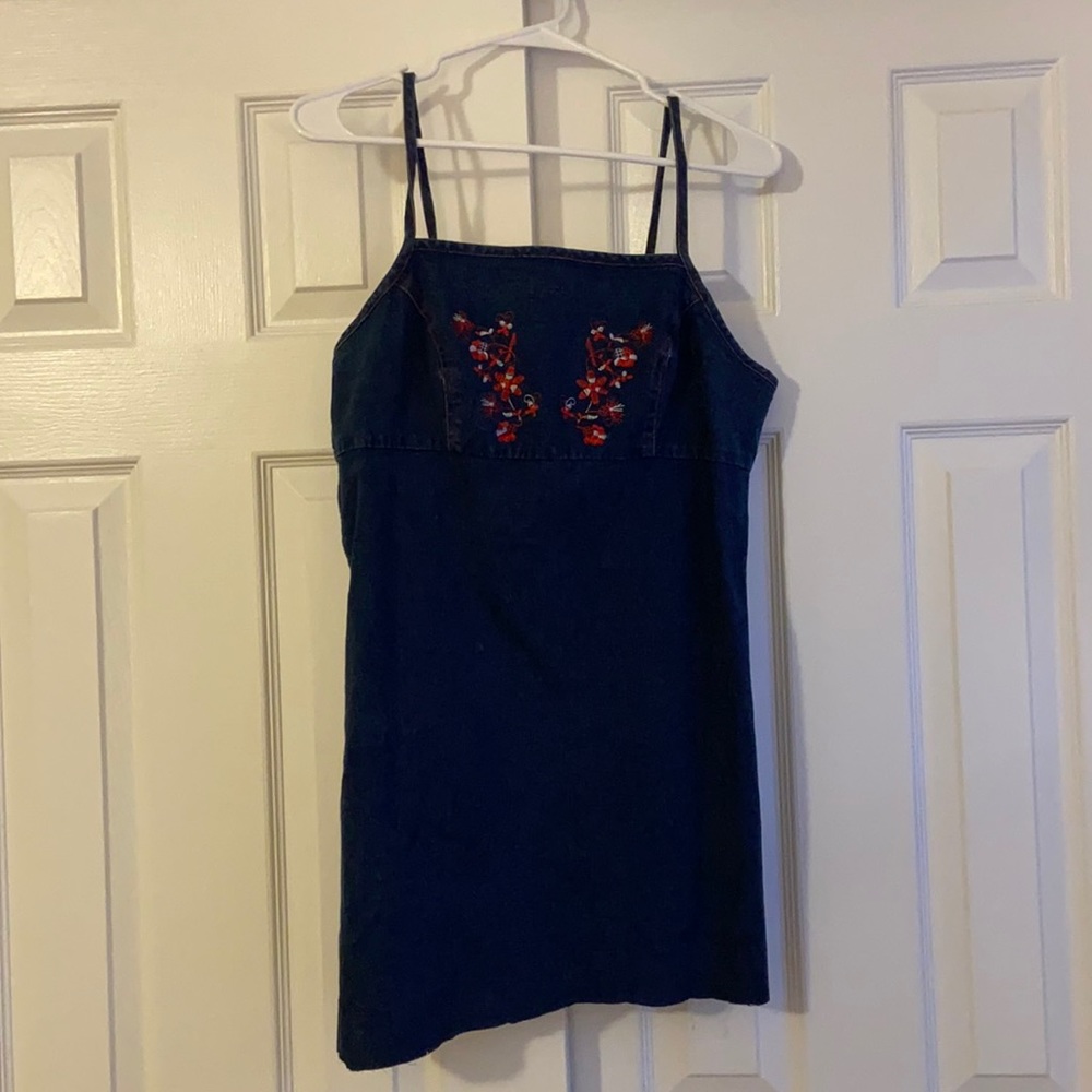 denim dress w flower embroidery, thrifted, no brand fits kinda big, never worn